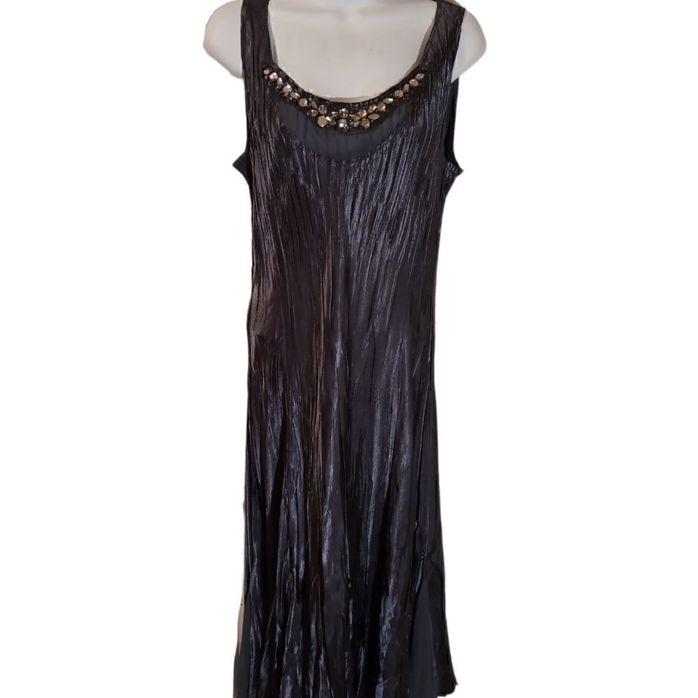 S.L. Fashions black Charmeuse sleeveless crinkle embellished dress size L